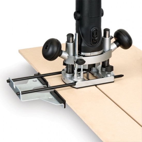 T4EK 850W 1/4" Variable Speed Router 230V  - UK sale only